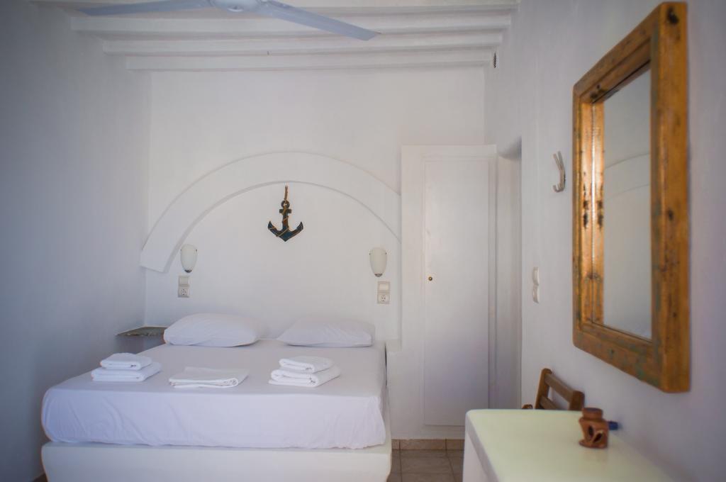 Κymanemi Folegandros Ξενοδοχείο Αγκάλη Δωμάτιο φωτογραφία