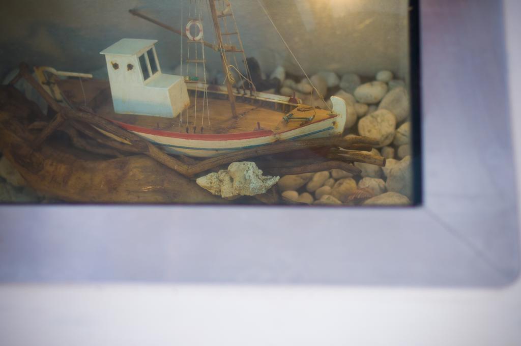 Κymanemi Folegandros Ξενοδοχείο Αγκάλη Εξωτερικό φωτογραφία