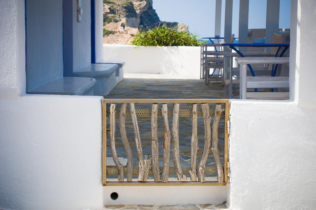 Κymanemi Folegandros Ξενοδοχείο Αγκάλη Εξωτερικό φωτογραφία